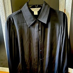 Condition: Excellent (tried on but never worn) | Size 10 | Brooks Brothers